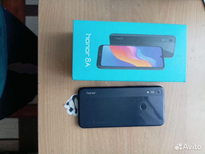 HONOR 8A, 2/32 ГБ