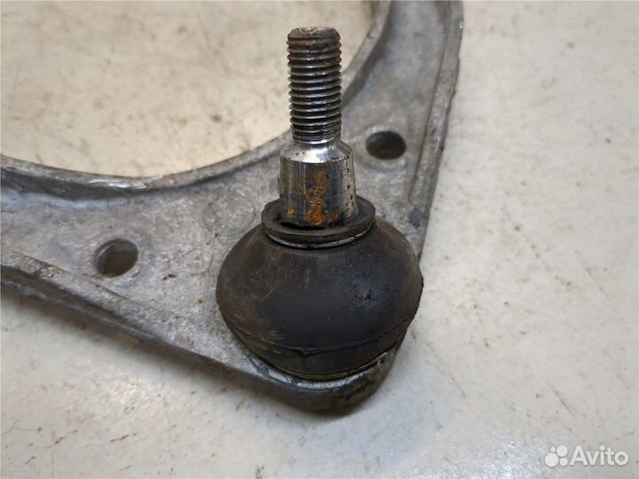 Рычаг подвески Volkswagen Touareg, 2005