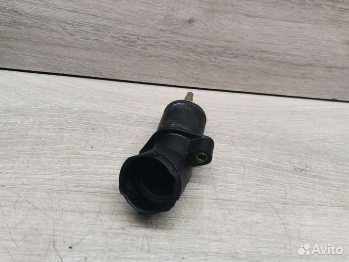 Корпус термостата Mercedes C W204