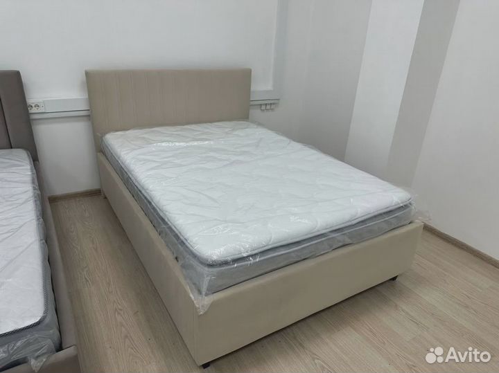 Матрас 140 на 190 новый