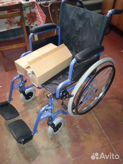 Инвалидная коляска новая