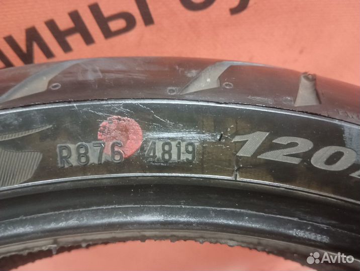 120/70 R17 Pirelli Angel GT N-4711 Мотошина Бу