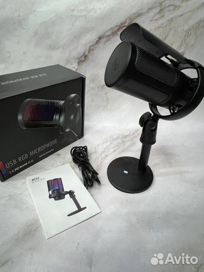 Студийный микрофон