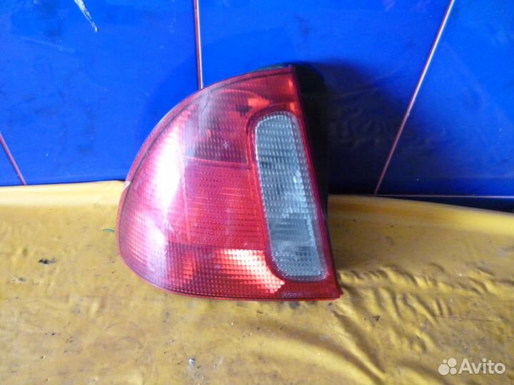 Фонарь задний левый Rover 45 ровер 45