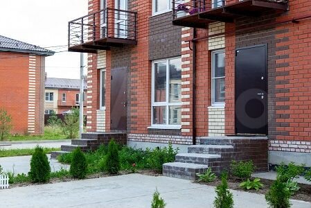 2-к. квартира, 55 м², 2/2 эт.