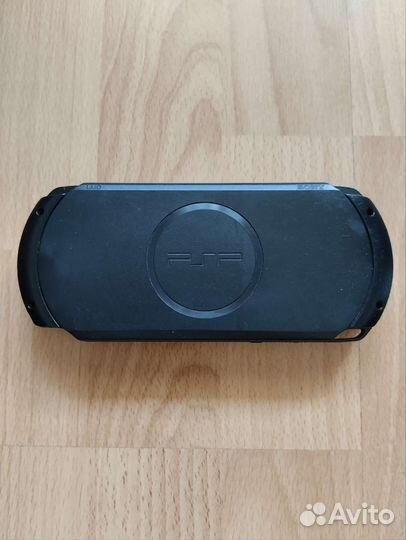 PSP Прошитая + 20 игр