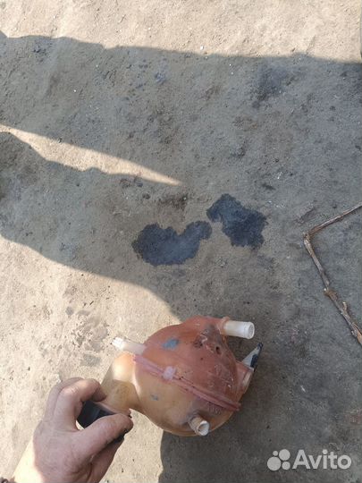 Расширительный бачок Peugeot 308