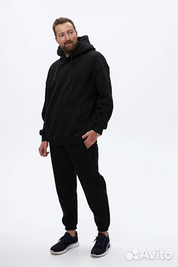 Спортивный мужской костюм новый чёрный