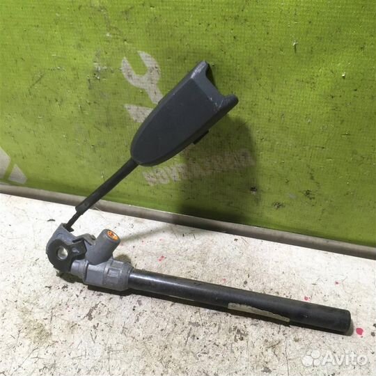 Ответная часть ремня безопасности Рено Меган 2