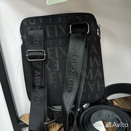 Сумка Armani Exchange