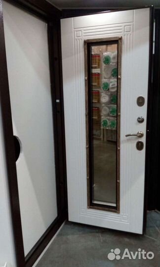 Входная металлическая дверь Плющ