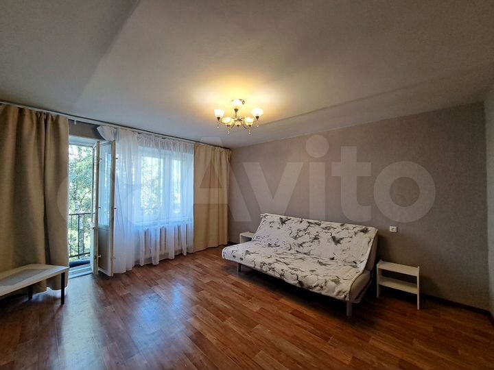 3-к. квартира, 70 м², 3/6 эт.