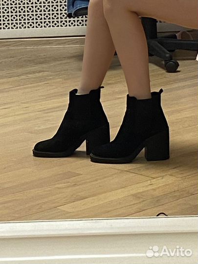 Ботильоны из замши