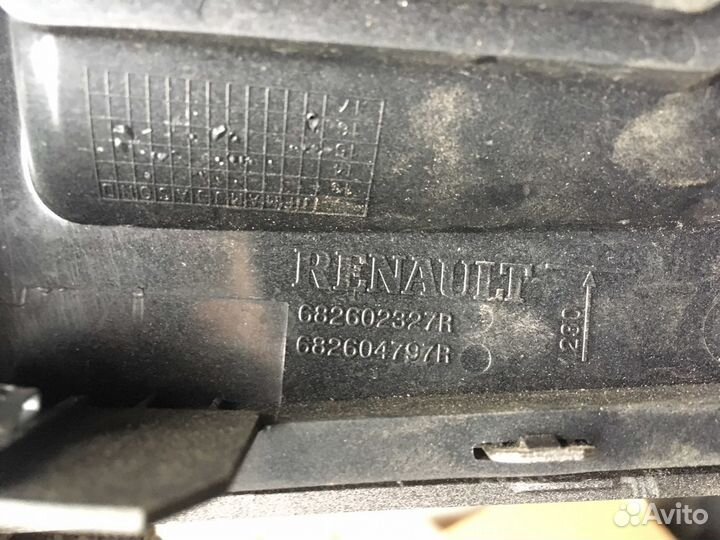 Рамка магнитолы Renault Logan 2