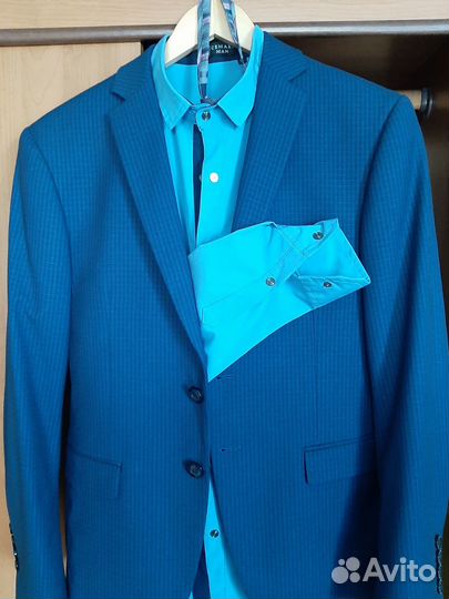 Продам деловой костюм мужской