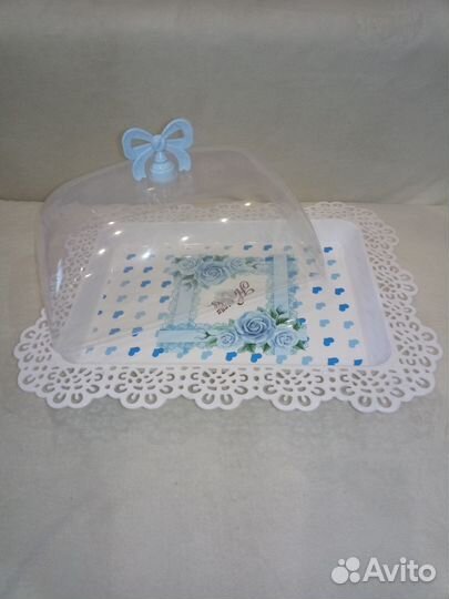 Тортовница с крышкой