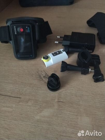 Экшен камера sony as100