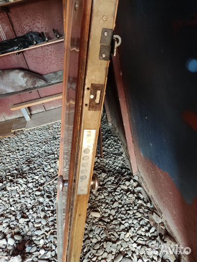 Дверь входная металлическая