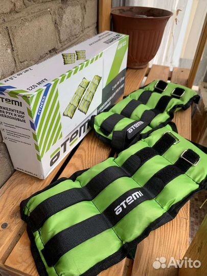 Утяжелители для рук и ног новые 2 1,5 кг