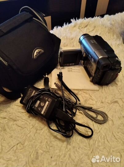 Цифровая видеокамера sony DCR-TRV 270E