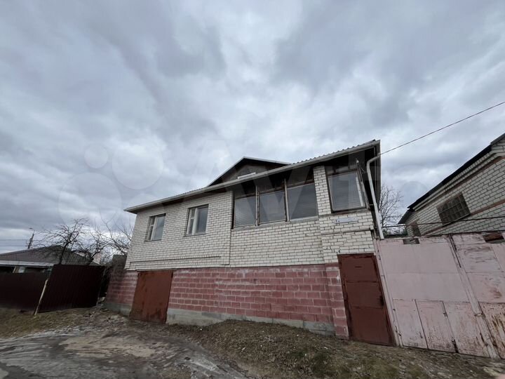 Дом 258 м² на участке 6 сот.