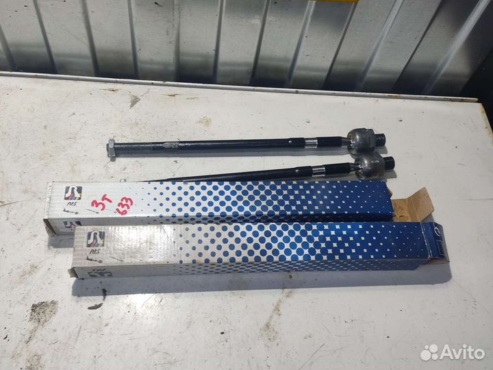 Тяга рулевая Volkswagen Passat 88-96