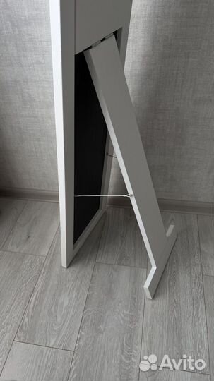 Зеркало напольное