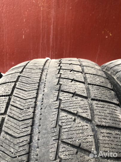 Bridgestone Blizzak VRX3 215/55 R16 91VR
