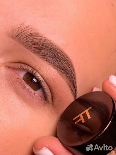 Окрашивание и ламинирование бровей