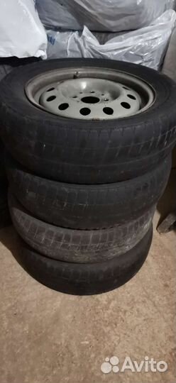Bridgestone Blizzak LT 185/60 R14