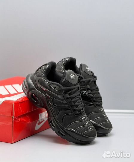 Кроссовки Nike Air Tn Plus