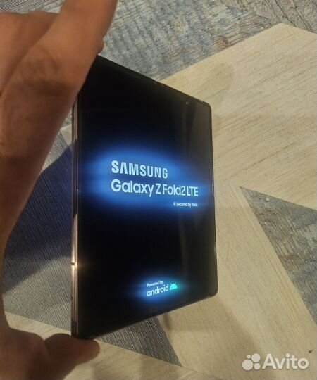 Samsung Galaxy Z Fold2, 12/256 ГБ