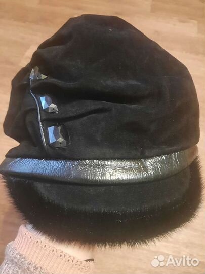 Шапка-кепка женская