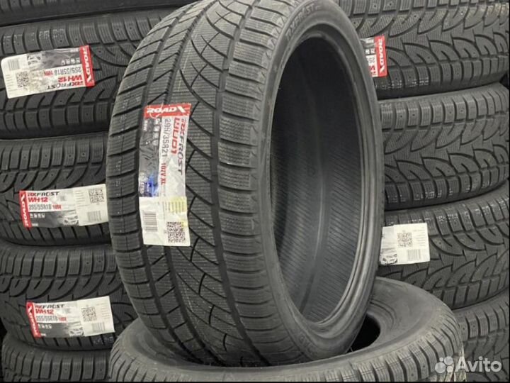RoadX RX Frost WU01 295/35 R21 107V