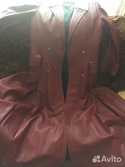 Кожаный плащ женский