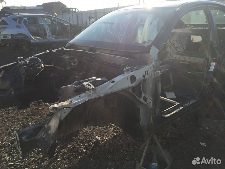 Лексус IS Кузов