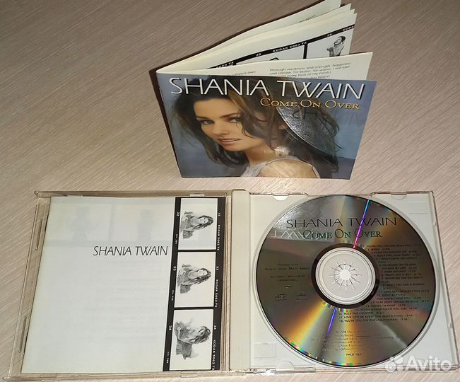 Cd music. Shakira,Jlo, Sweet box, Shania Twain