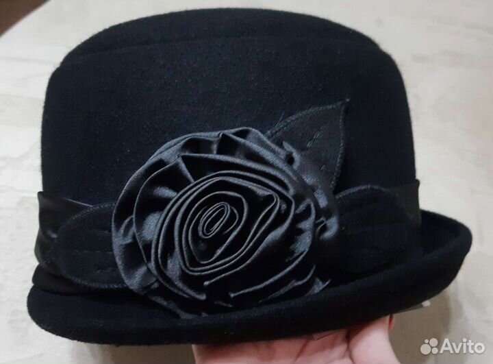 Шапка женская черная новая