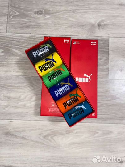 Носки в коробке