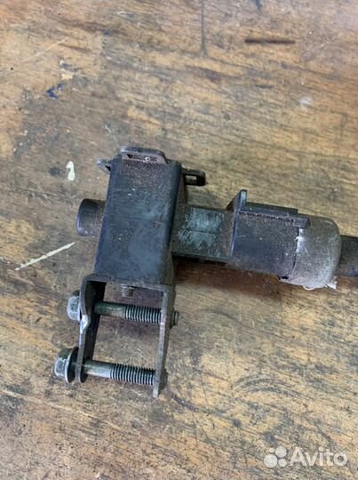 Infiniti FX37 Моторчик сидения передний правый