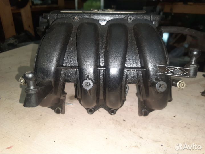 Впускной коллектор Octavia A5 bse