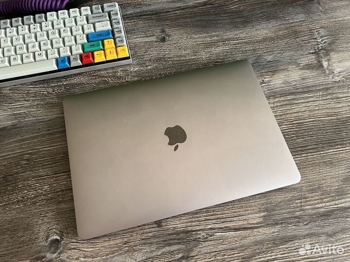 Macbook Air 13 Late 2020 M1 (256Gb)