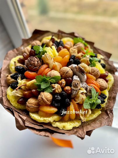 Букет из сухофруктов, сладкий букет
