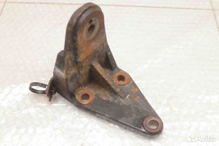 Кронштейн двигателя правый Hyundai Santa Fe (CM) 2