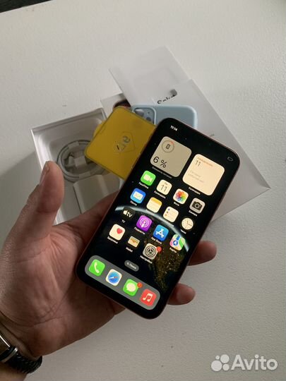 iPhone XR 128gb коралловый