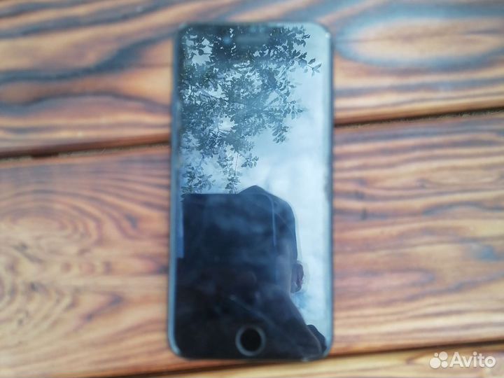 Телефон iPhone 7 128gb