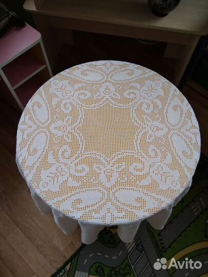 Скатерть круглая вязаная