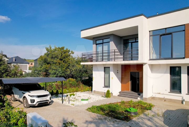 Таунхаус 140 м² на участке 3 сот.