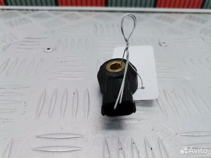 Датчик детонации для Opel Zafira B 93174509