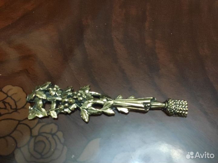 Накладки из бронзы для мебели